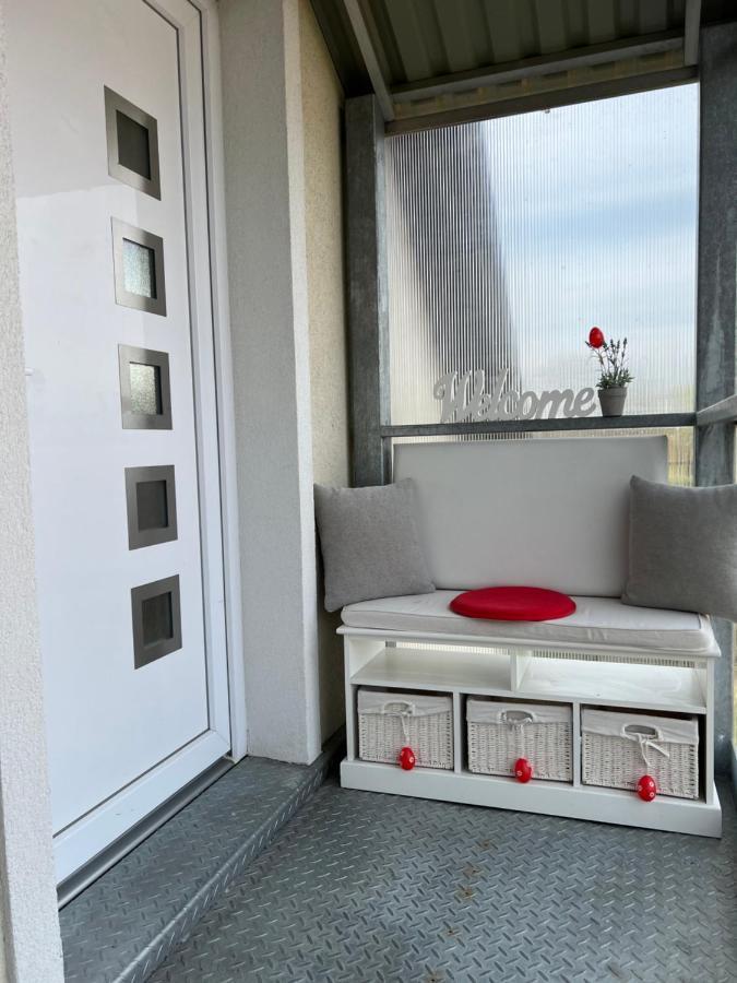 Villa Relax Komfortlak 加尔多尼 外观 照片