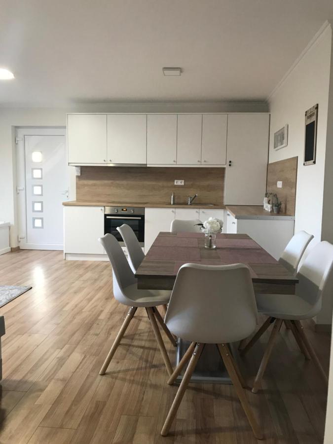 Villa Relax Komfortlak 加尔多尼 外观 照片